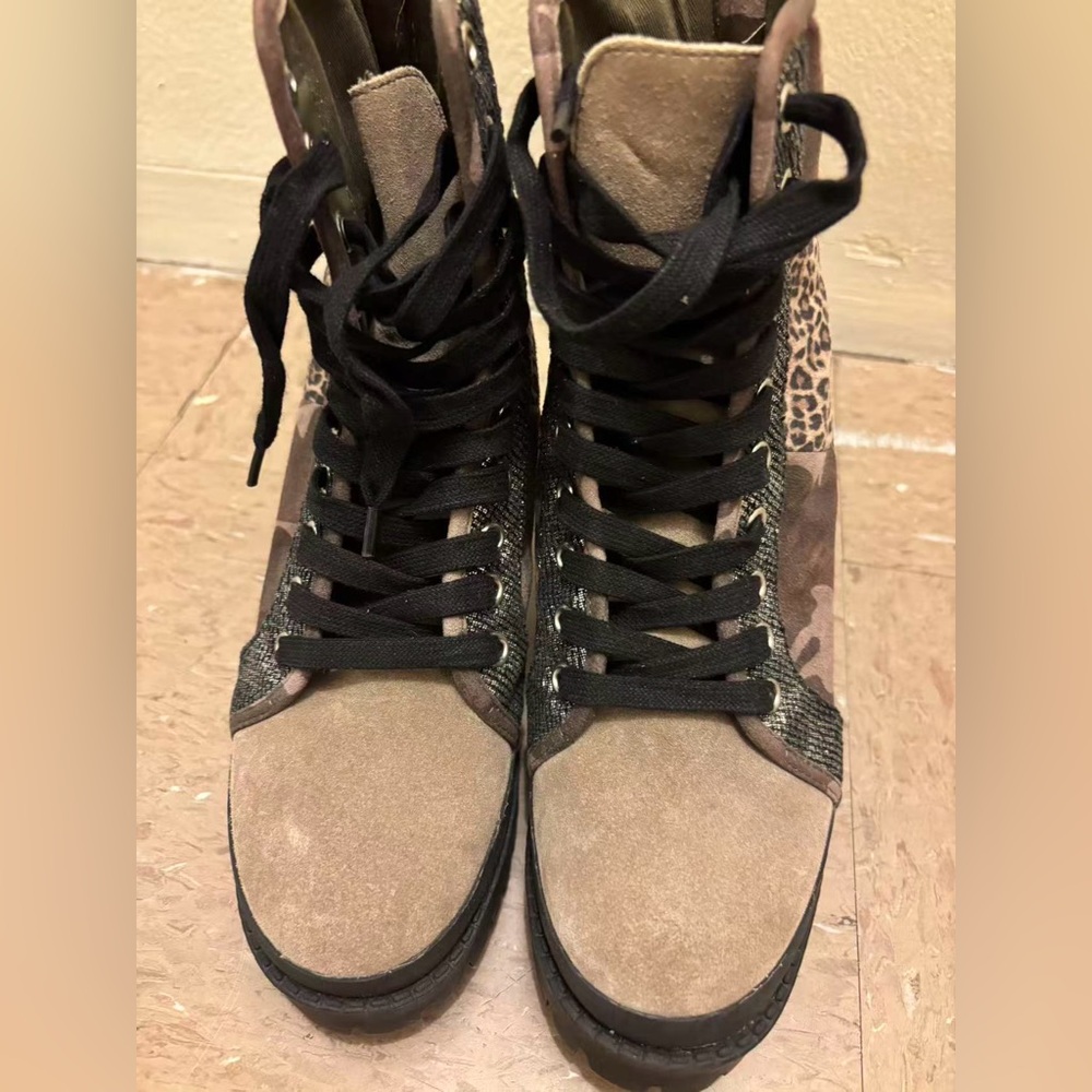 Steve Madden Boots